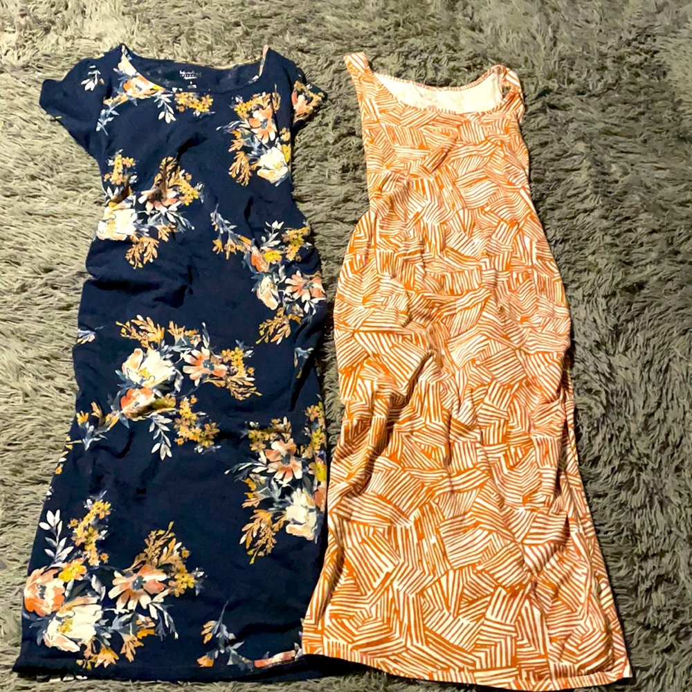 Size small maternity dresses by Isabel